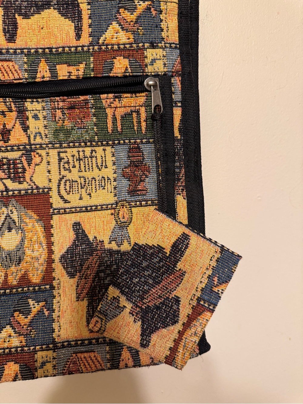 Vintage Tapestry Casual Nostalgic Cottagecore Dog Motif Tote with Black Straps - Picture 2 of 7